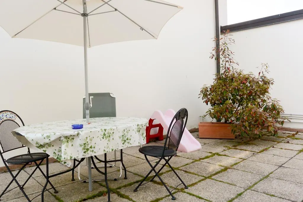 Hotel Albergo Meuble Abatjour Mantua Italien